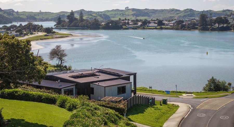 Free property data for 2A Marine Parade, Raglan, Raglan - homes.co.nz