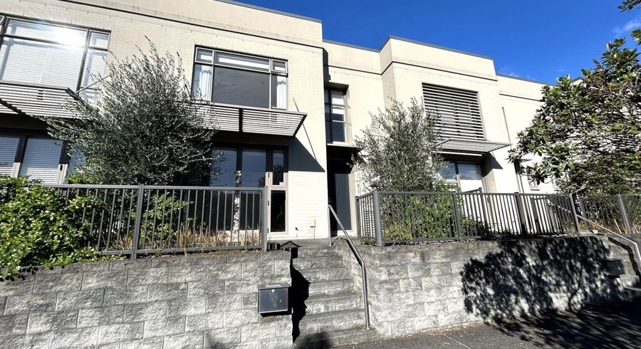  at 104 Stonefields Avenue, Stonefields, Auckland City, Auckland