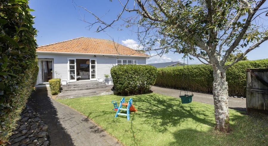  at 25 Athens Road, Onehunga, Auckland