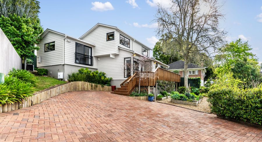  at 2/6 Marua Road, Ellerslie, Auckland