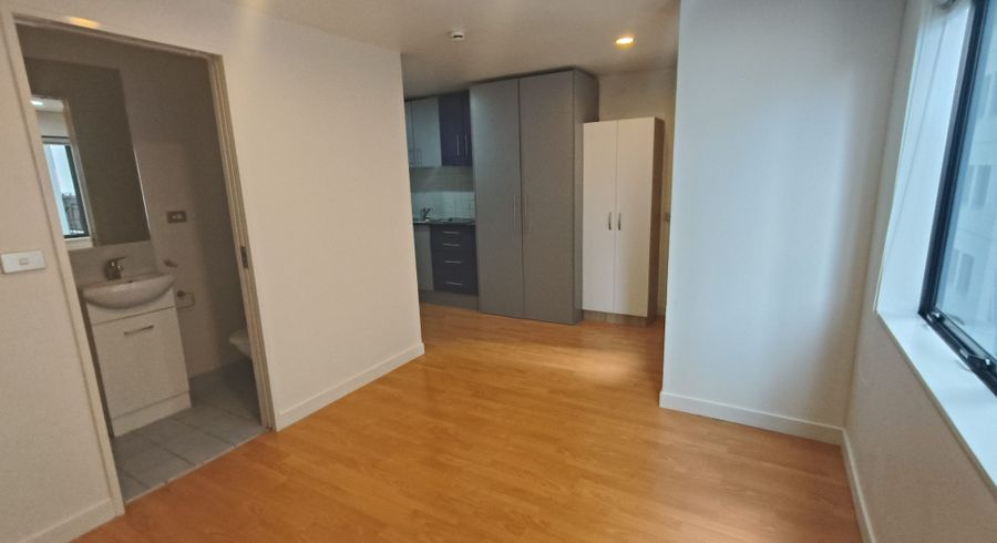 at 605/76 Wakefield St, City Centre, Auckland City, Auckland