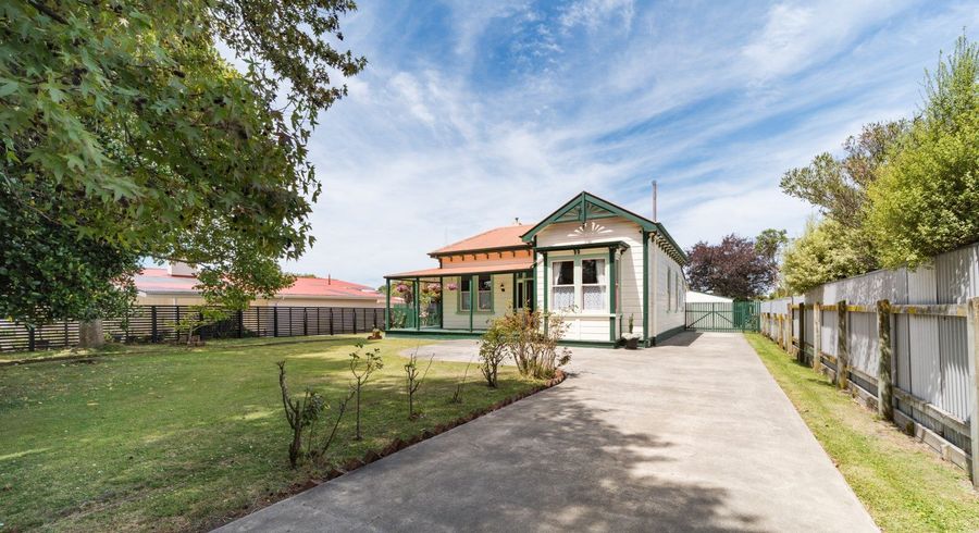  at 17 King Street, Feilding, Manawatu, Manawatu / Whanganui