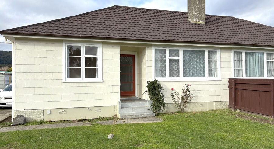  at 211 Cambridge Terrace, Naenae, Lower Hutt, Wellington