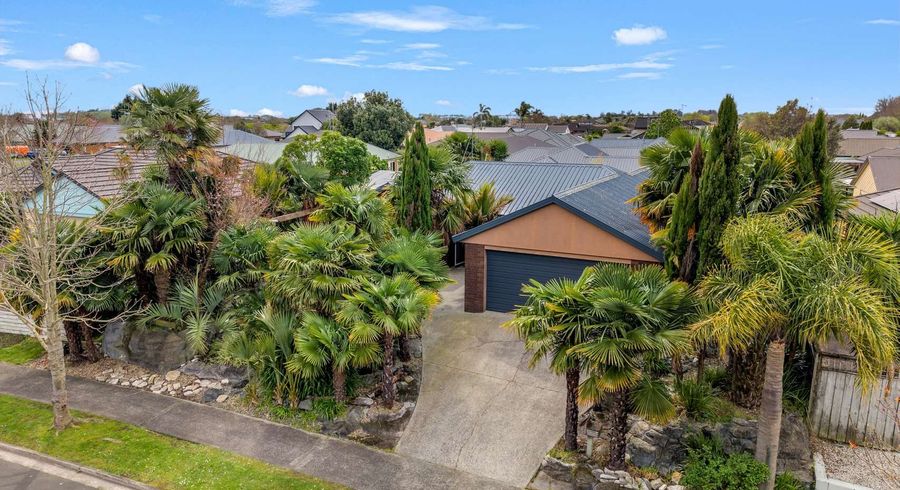  at 2 Saxon Woods Drive, Rototuna, Hamilton, Waikato