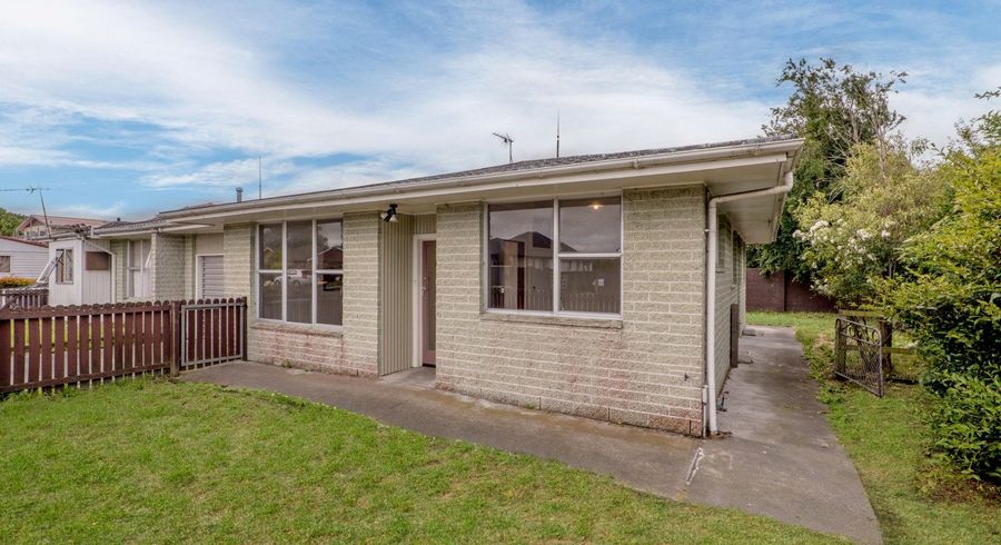  at 2/99 Briggs Road, Shirley, Christchurch City, Canterbury