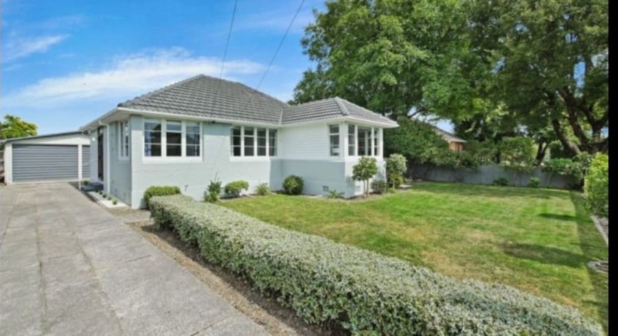  at 3 Bateman Avenue, Bryndwr, Christchurch