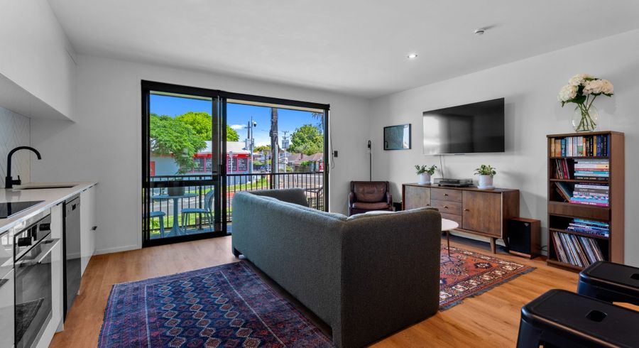  at 2/93 Gribblehirst Road, Sandringham, Auckland City, Auckland