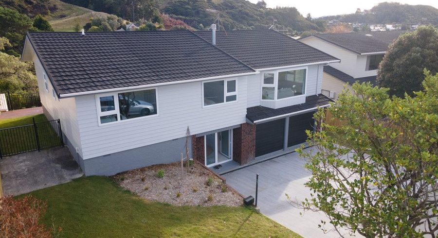  at 50 Exploration Way, Whitby, Porirua