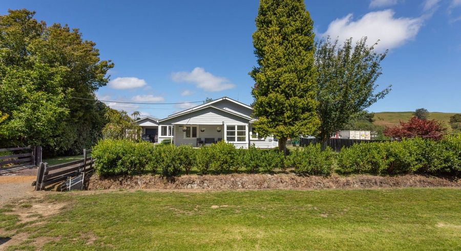  at 43 Carr Street, Dannevirke, Tararua, Manawatu / Whanganui