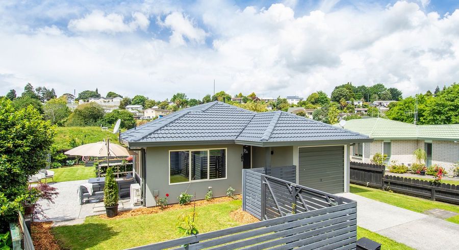  at 25 Sunvale Place, Gate Pa, Tauranga, Bay Of Plenty