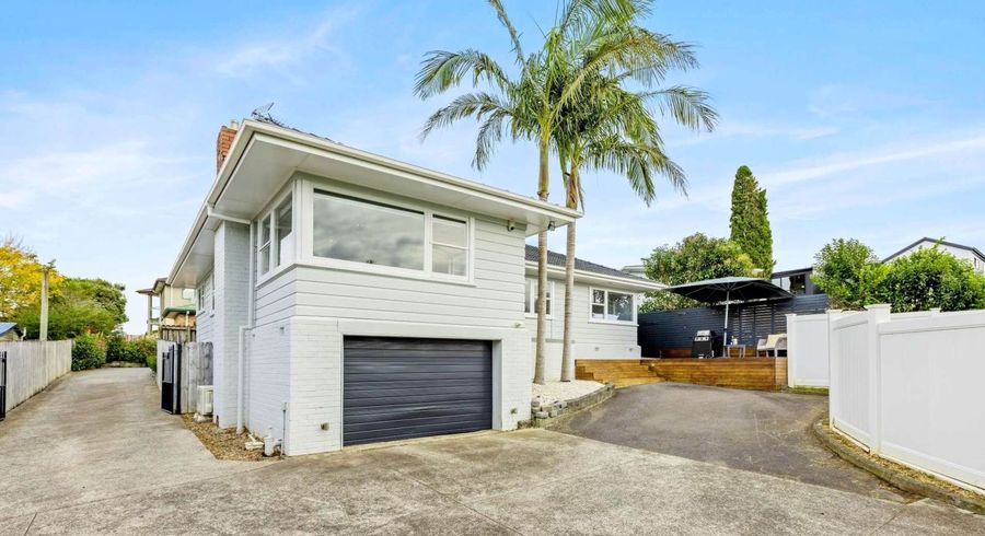  at 118 Union Road, Howick, Manukau City, Auckland