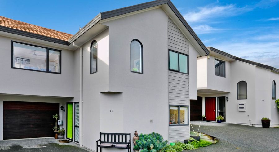  at 11/102 Greenhithe Road, Greenhithe, Auckland