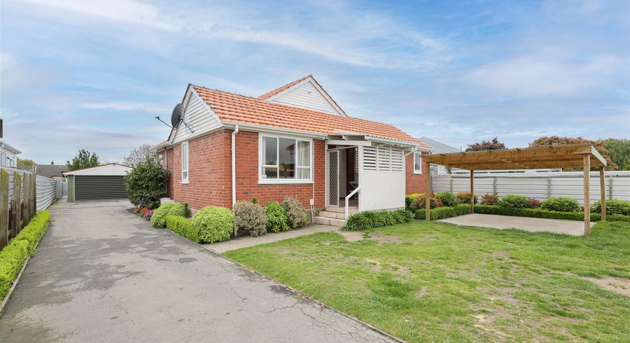  at 27 Beach Road, Hampstead, Ashburton