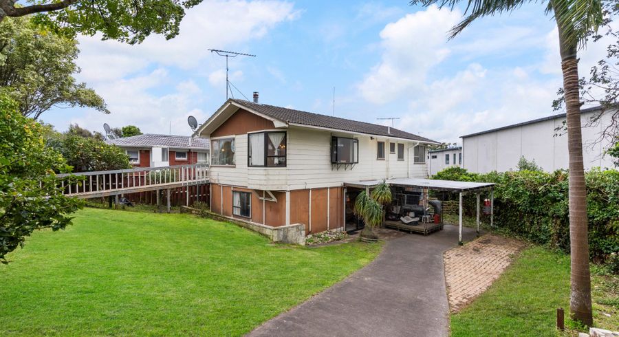  at 97 Hillside Road, Glenfield, North Shore City, Auckland