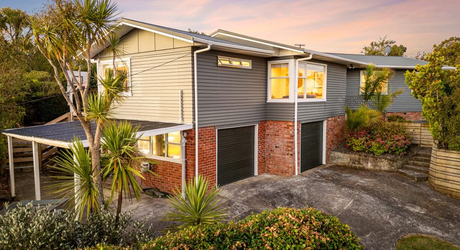 at 39 Taupo Street, Green Bay, Waitakere City, Auckland