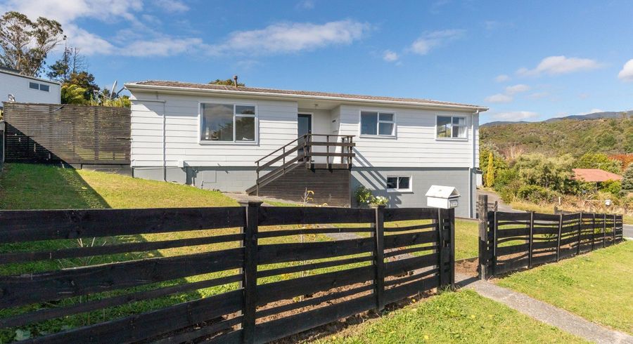  at 118 Norana Road, Timberlea, Upper Hutt