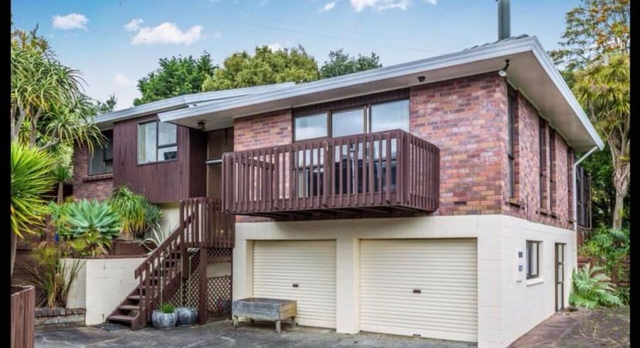  at 2/10 Royal Viking Way, Lynfield, Auckland City, Auckland