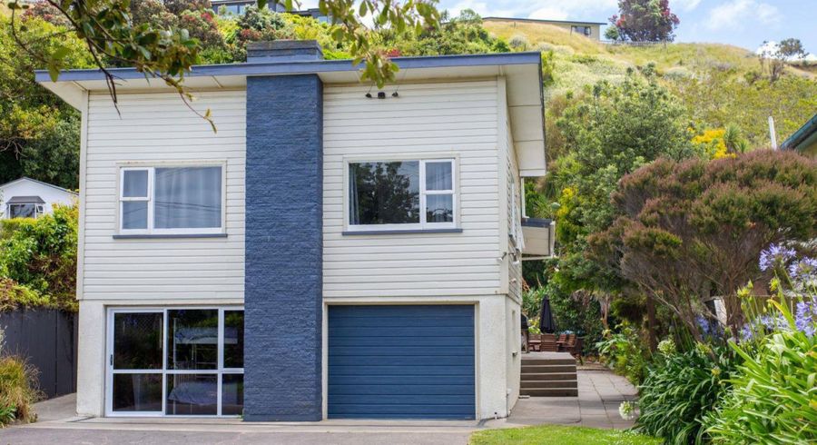  at 37 Mowhanau Drive, Kai Iwi
