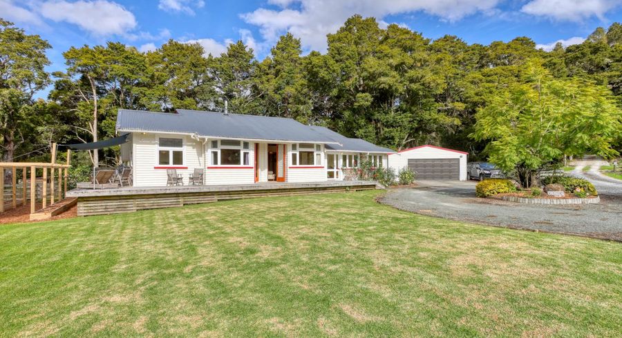  at 136 Settlement Road, Kaiwaka