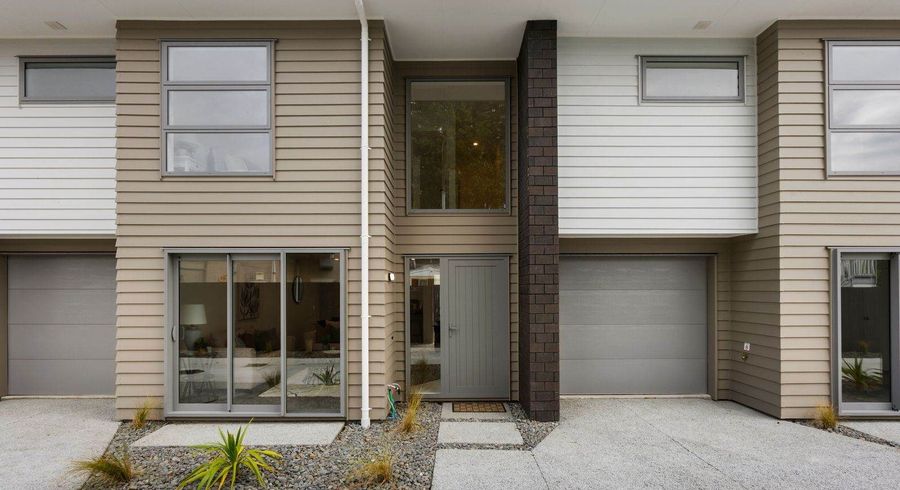  at 100B Point England Road, Point England, Auckland City, Auckland