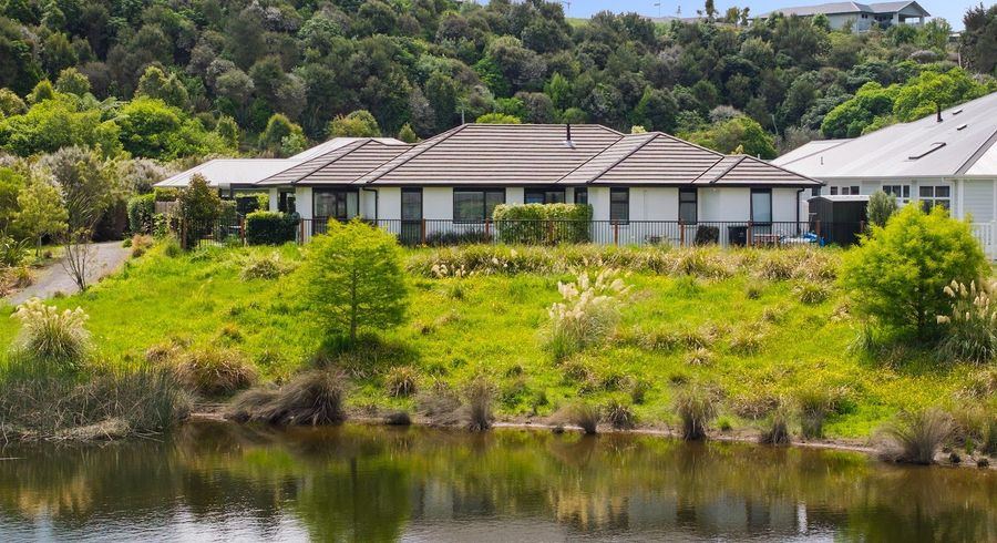  at 84 Pakanga Grove, Pyes Pa, Tauranga