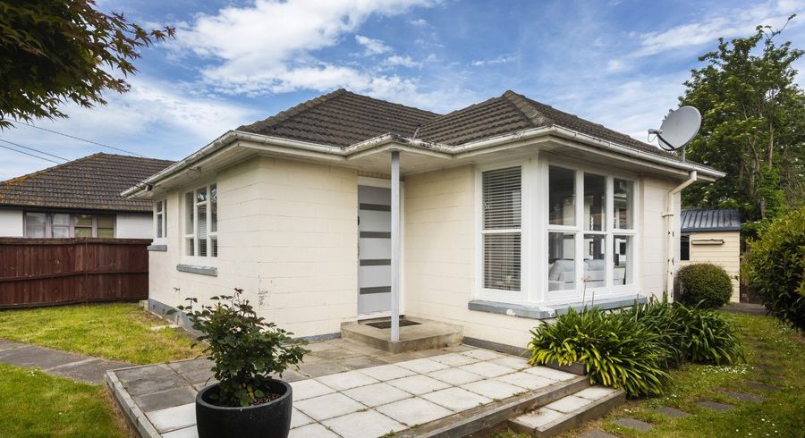  at 142 Grahams Road, Burnside, Christchurch