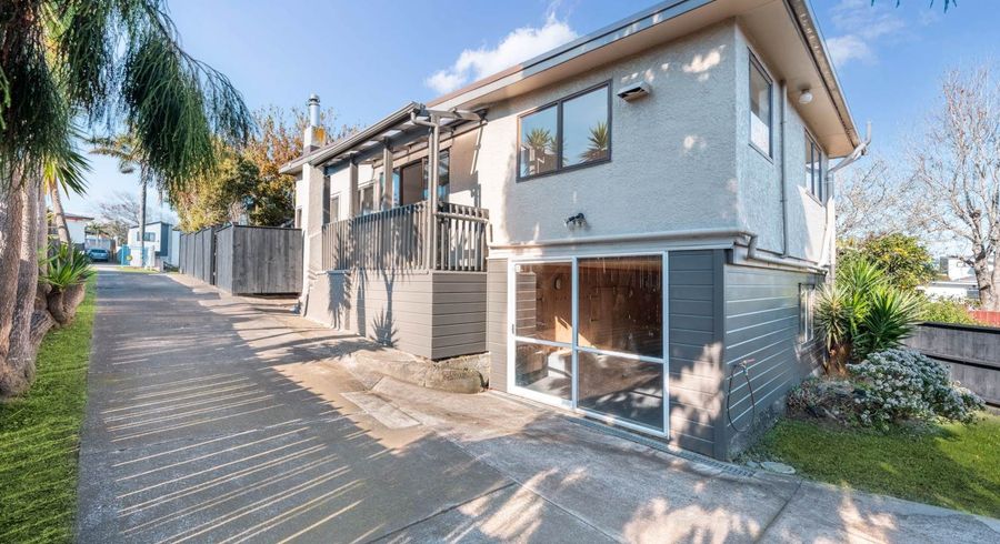  at 1/127 Moore Street, Howick, Manukau City, Auckland