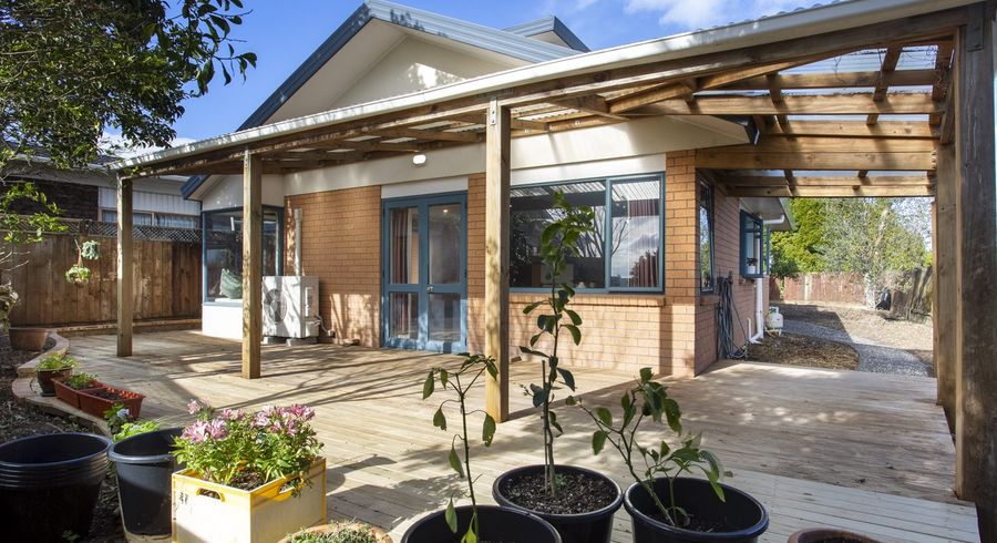  at 35C Edmonton Road, Henderson, Waitakere City, Auckland