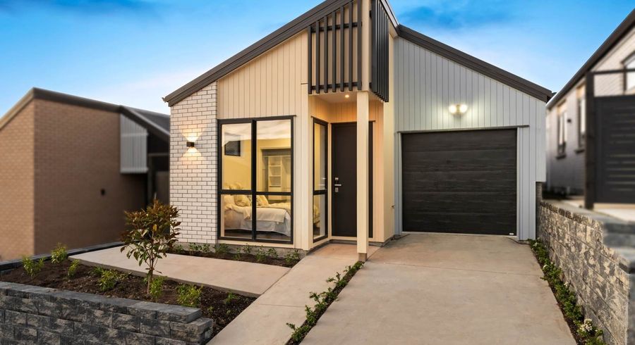  at 16 Kotiu Place, Massey, Waitakere City, Auckland