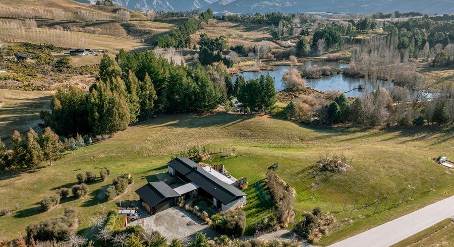  at 52 Threepwood Road, Lake Hayes, Queenstown-Lakes, Otago
