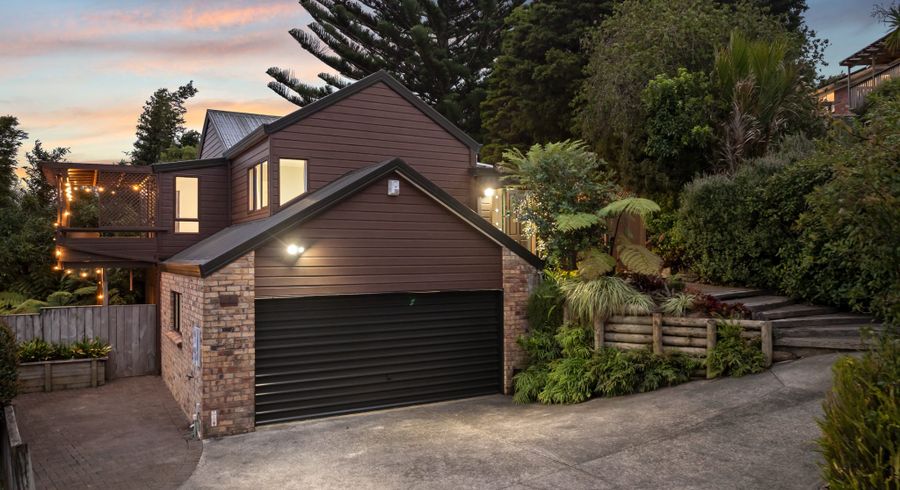  at 4/33-35 Teal Crescent, Beach Haven, North Shore City, Auckland