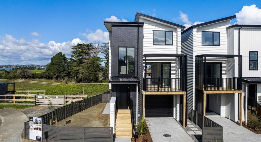  at 15 Rita Meredith Road, Wai o Taiki Bay, Auckland