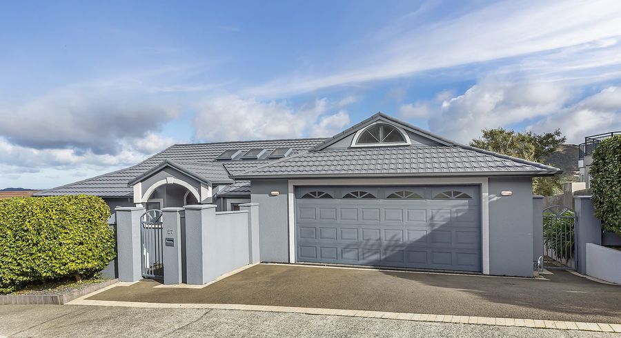  at 27 Satara Crescent, Khandallah, Wellington