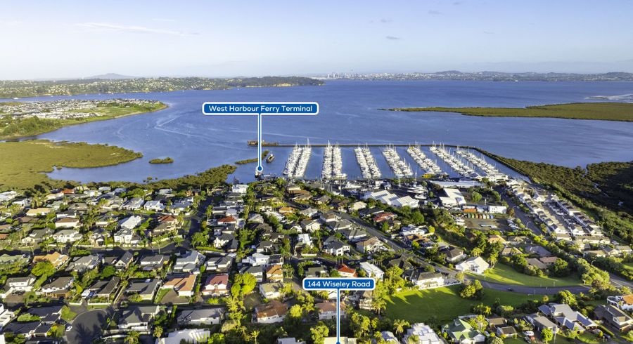  at 144 Wiseley Road, West Harbour, Waitakere City, Auckland