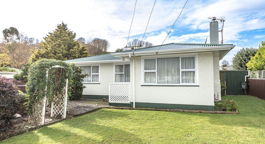  at 42 Kells Avenue, Aramoho, Whanganui