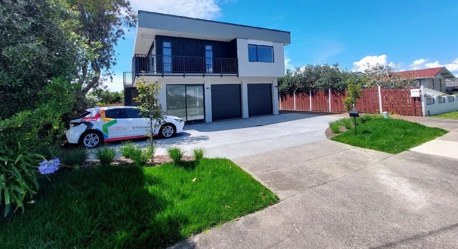  at 1/122a Bucklands Beach Road, Bucklands Beach, Manukau City, Auckland