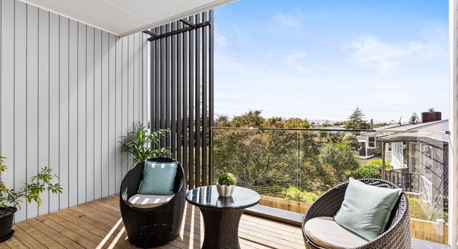  at 8/3 Milich Terrace, Te Atatu South, Waitakere City, Auckland