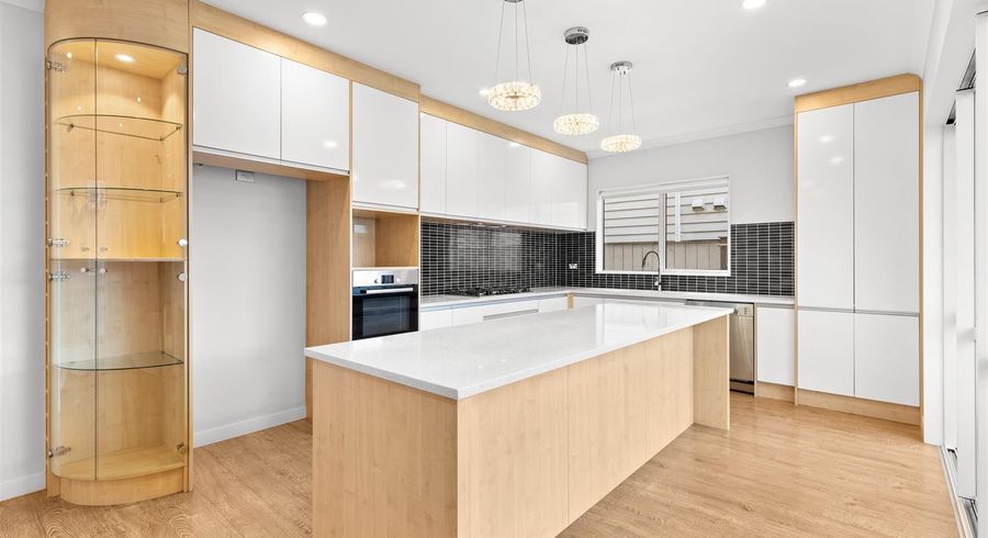  at 233 Murphys Road, Flat Bush, Manukau City, Auckland