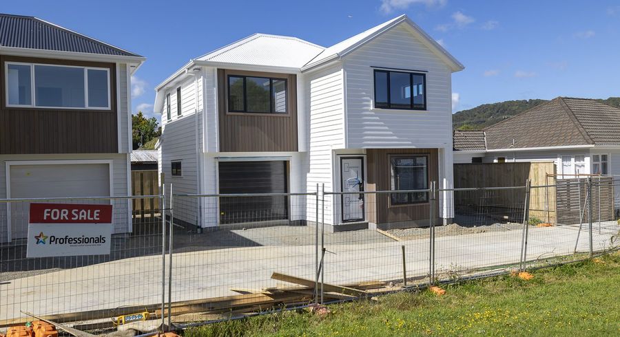  at 105 Main Road, Wainuiomata, Lower Hutt, Wellington