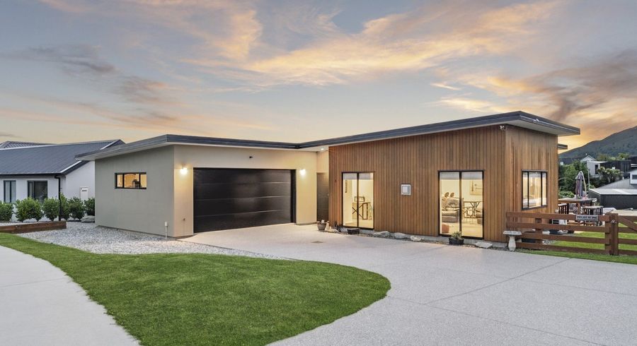  at 5 Sarges Way, Lake Hawea, Wanaka, Otago