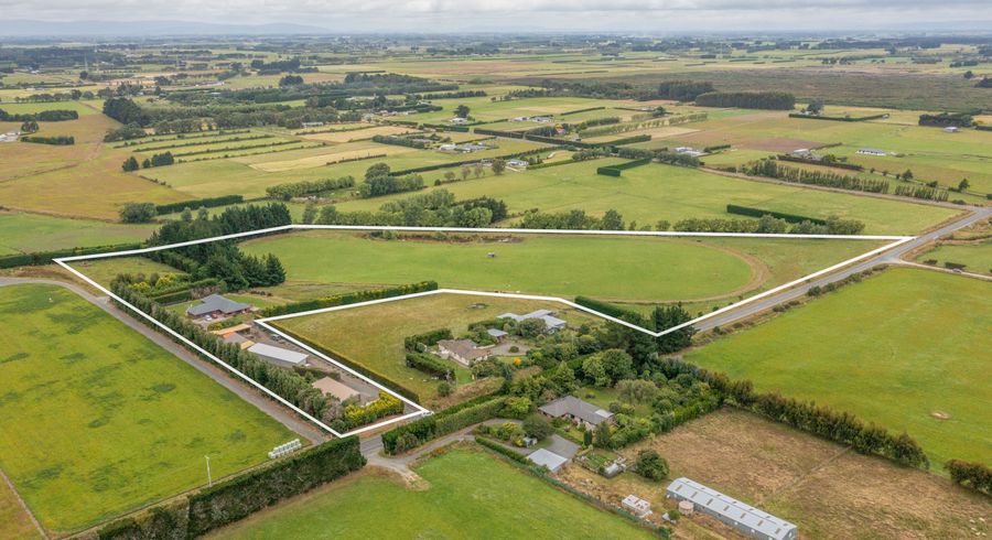  at 727 Mill Road North, Makarewa, Invercargill
