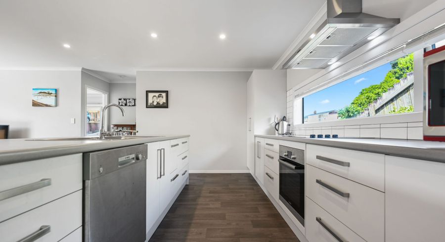  at 1145 Heaphy Terrace, Fairfield, Hamilton