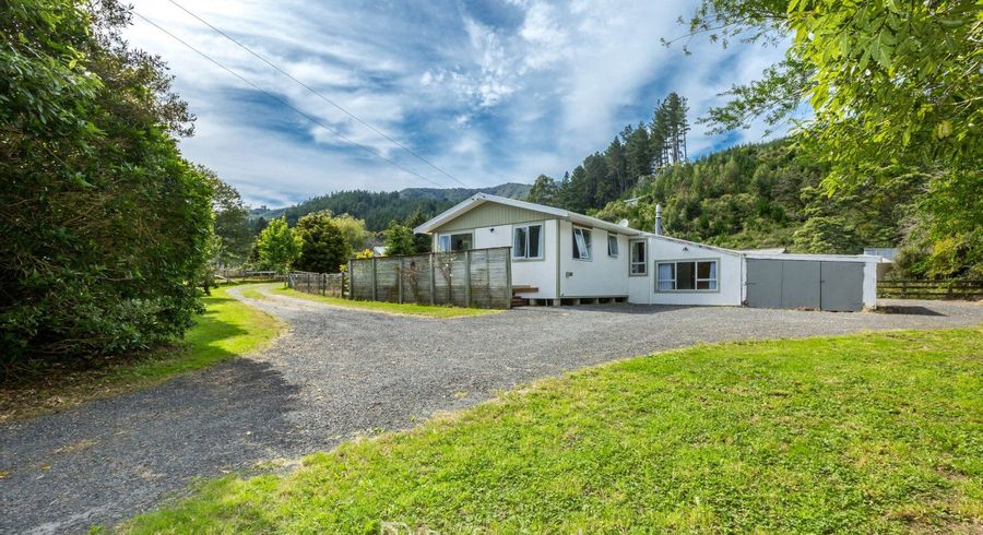  at 40a Colletts Road, Mangaroa, Upper Hutt, Wellington