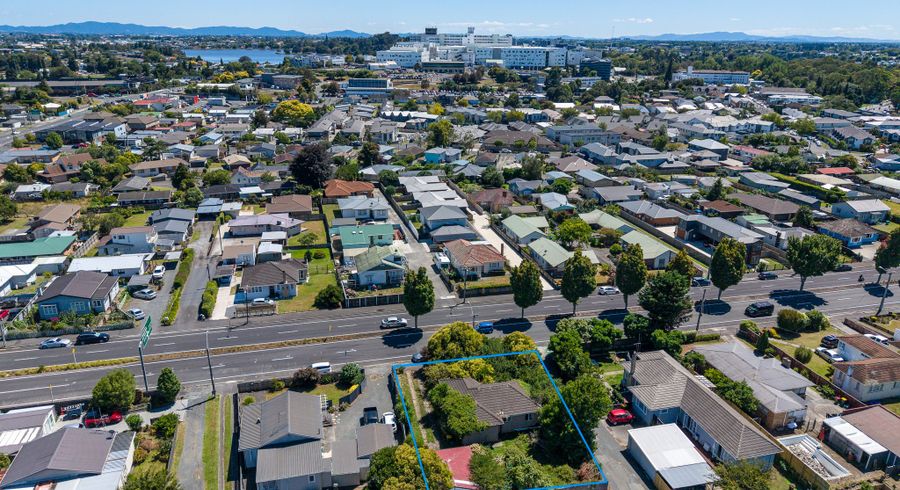 at 16 Normandy Avenue, Melville, Hamilton