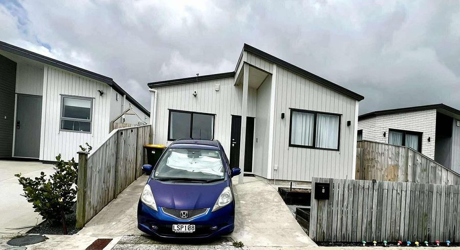  at 5 Mata Road, Massey, Waitakere City, Auckland