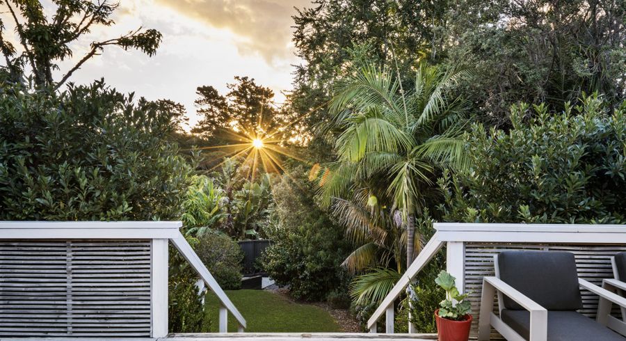  at 40 Paragon Avenue, Beach Haven, North Shore City, Auckland