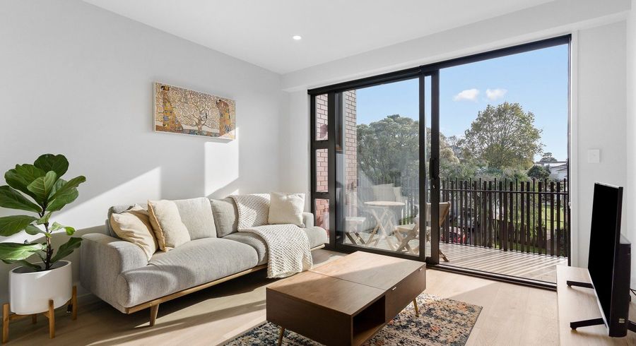  at 203/2 Ko Street, Northcote, North Shore City, Auckland