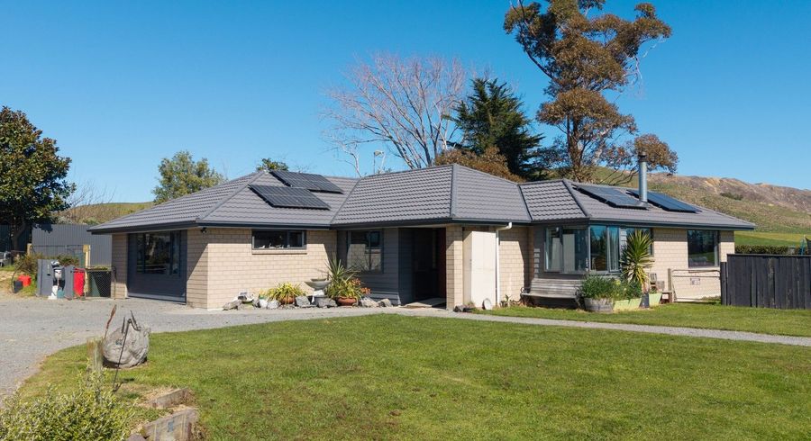  at 30 Mountain View Drive, Manakau, Otaki