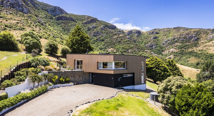  at 2 Hyllton Heights, Lyttelton, Banks Peninsula, Canterbury