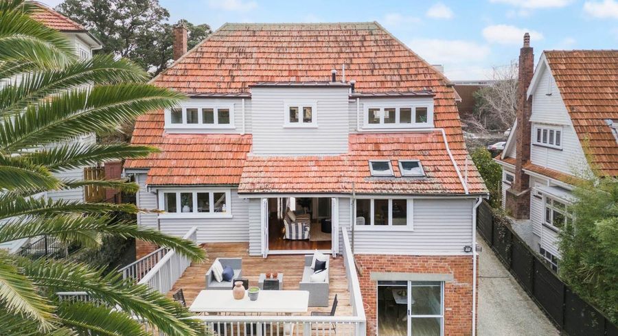  at 62 Mountain Road, Epsom, Auckland